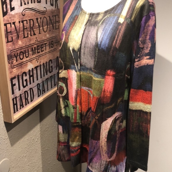 NWT Jess and jane Heather fabric scoop neck asymmetrical blouse. Barcelona - Picture 13 of 13